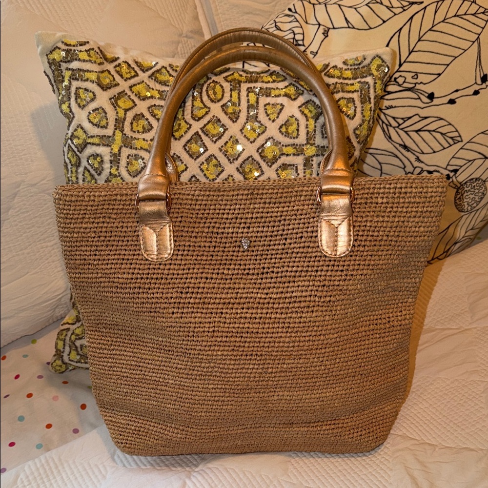 Elegant Tan Woven Raffia Tote Bag